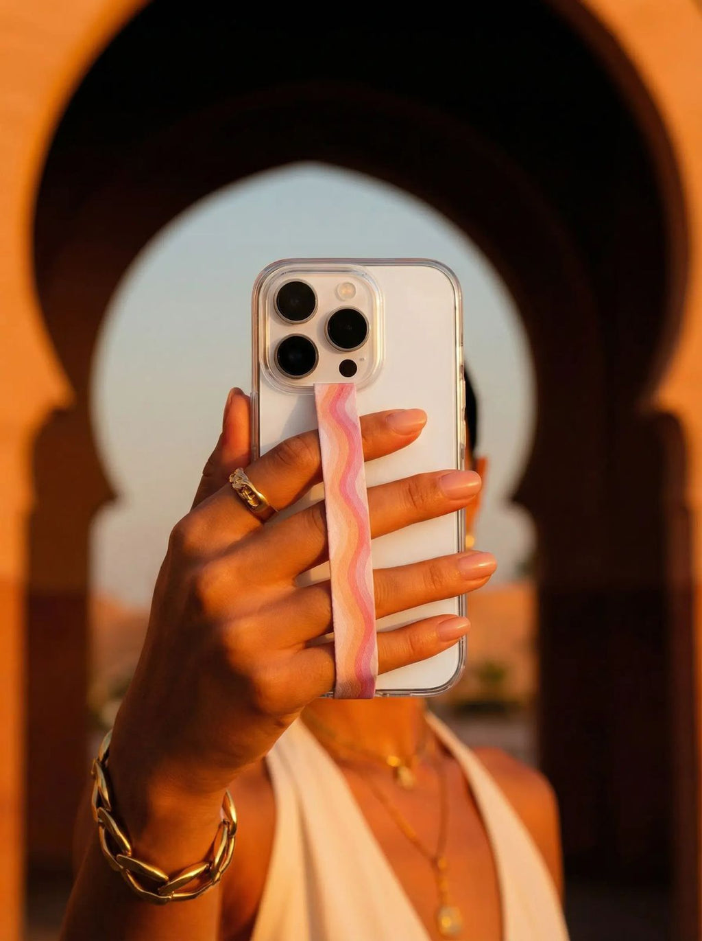 Velnoon Pastelwave telefoonbandje met zachte pastelkleuren en een modern, minimalistisch design